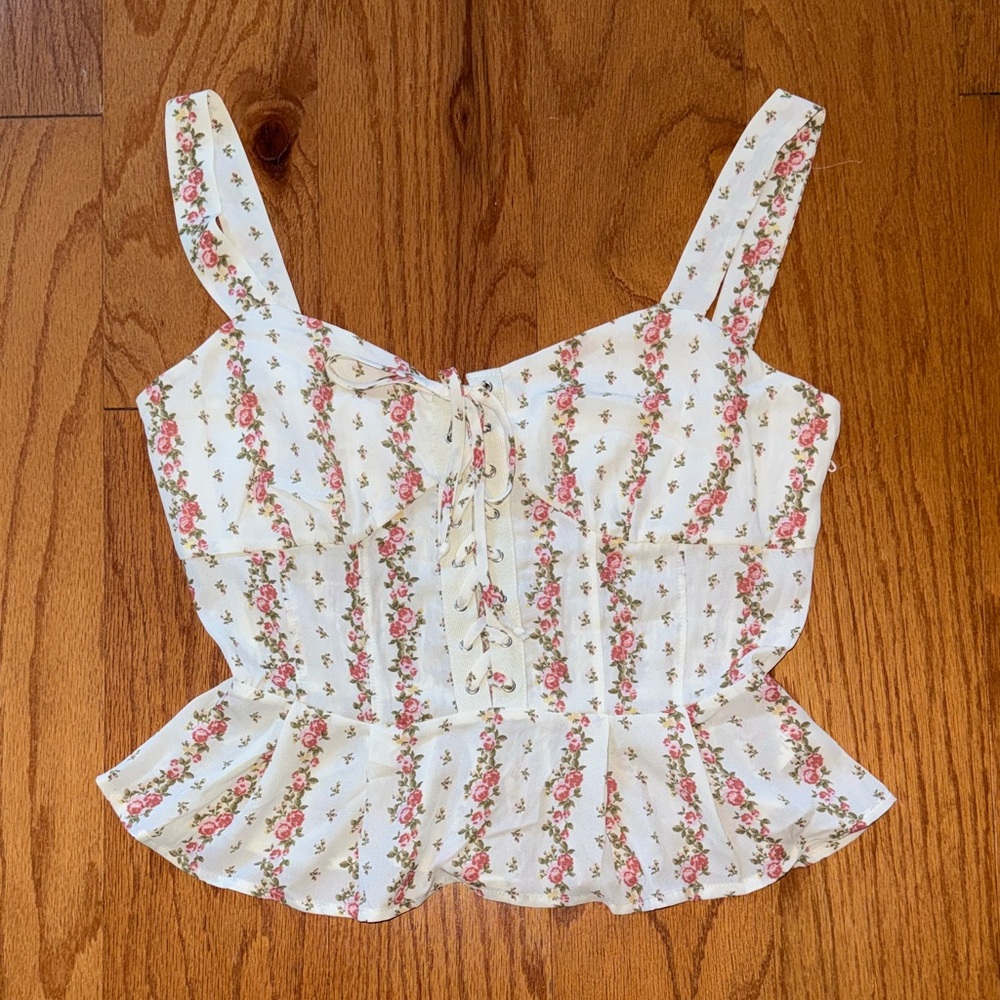 Sienna Sky White Floral Lace-Up Peplum Camisole with Pink Roses